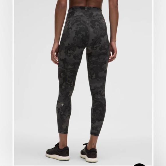lululemon athletica Pants - Lululemon Tie Dye Leggings Gray Black Size 4 High Rise Athletic